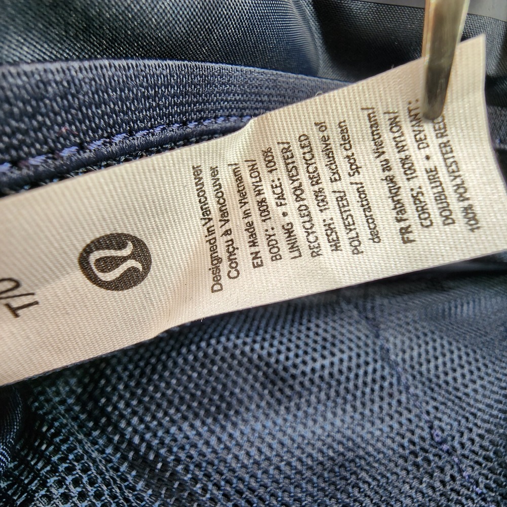 Lululemon x Peloton Everywhere Belt Bag 1L True Navy Adjustable Strap NEW w/ Tag - Picture 14 of 15